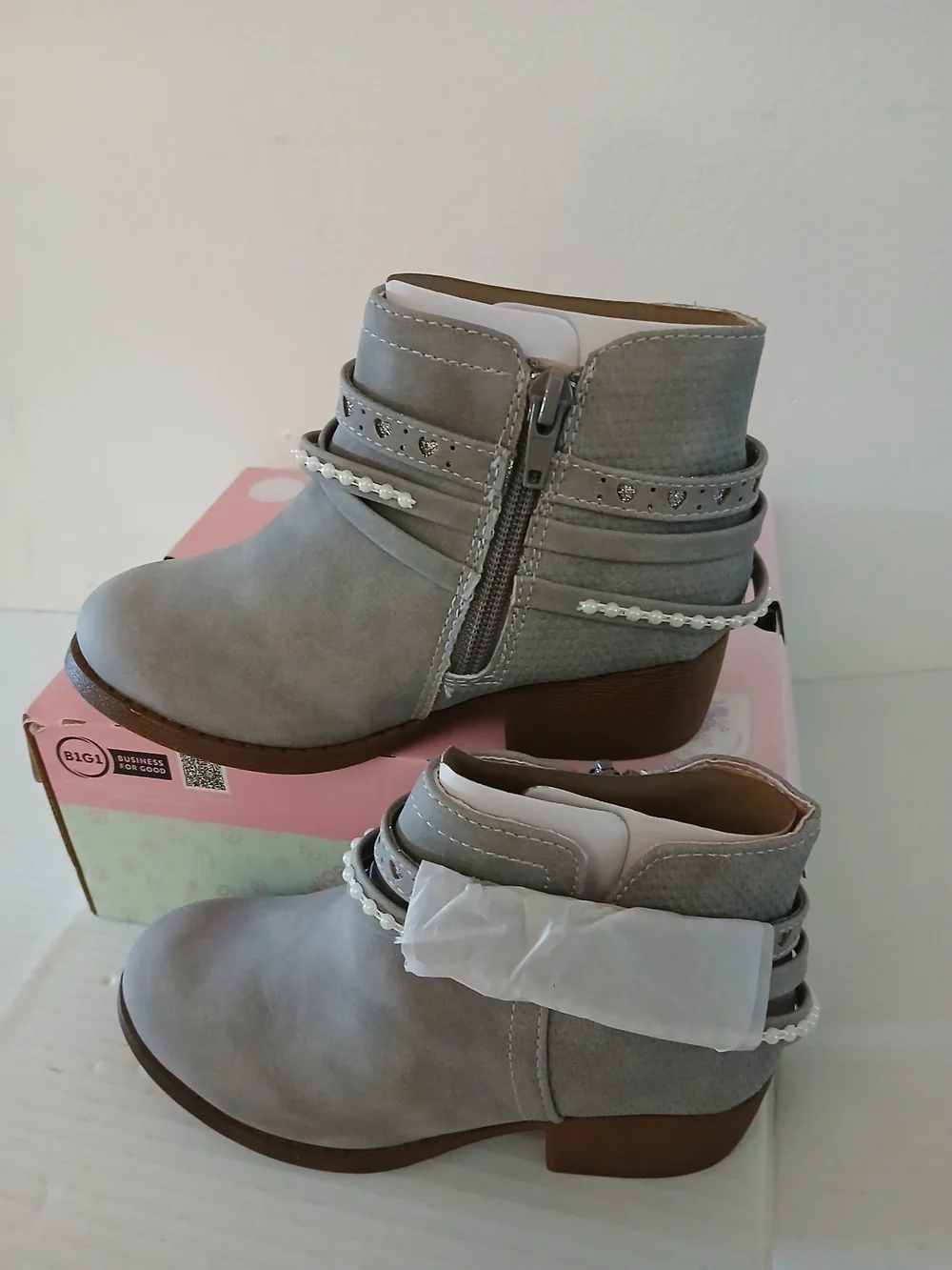 Women’s Grey Ankle Boots with Decorative Straps Size 12M $20